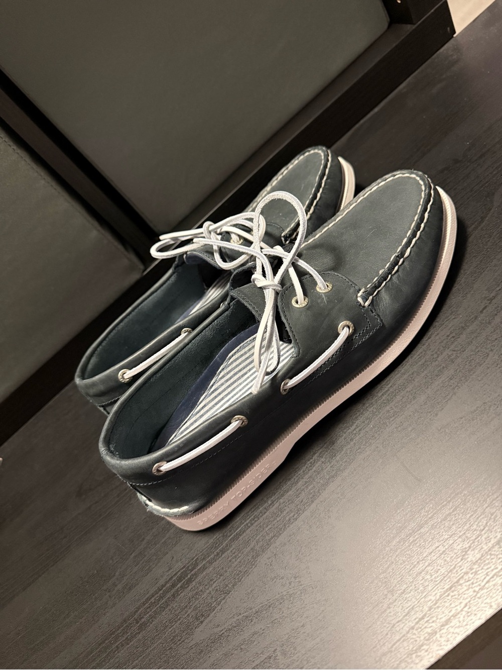 Sperry Topsider- Navy Boat Shoes with White Laces - Picture 3 of 8